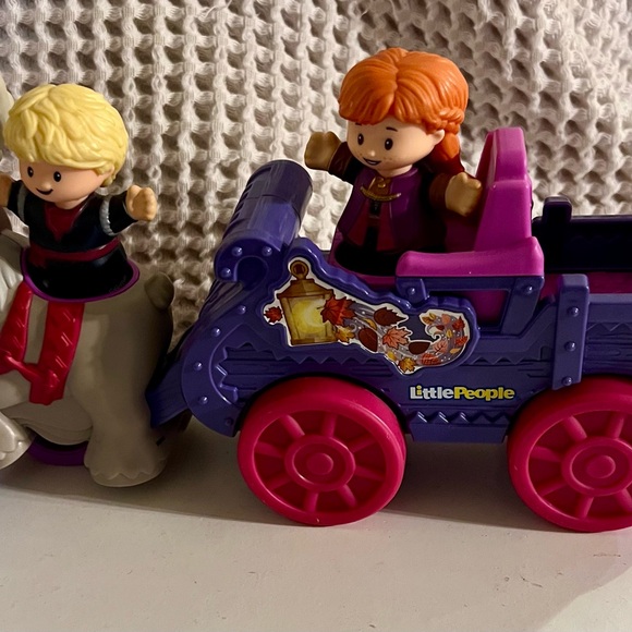 Little People Princess Parade (9)with Jasmine - Picture 3 of 13